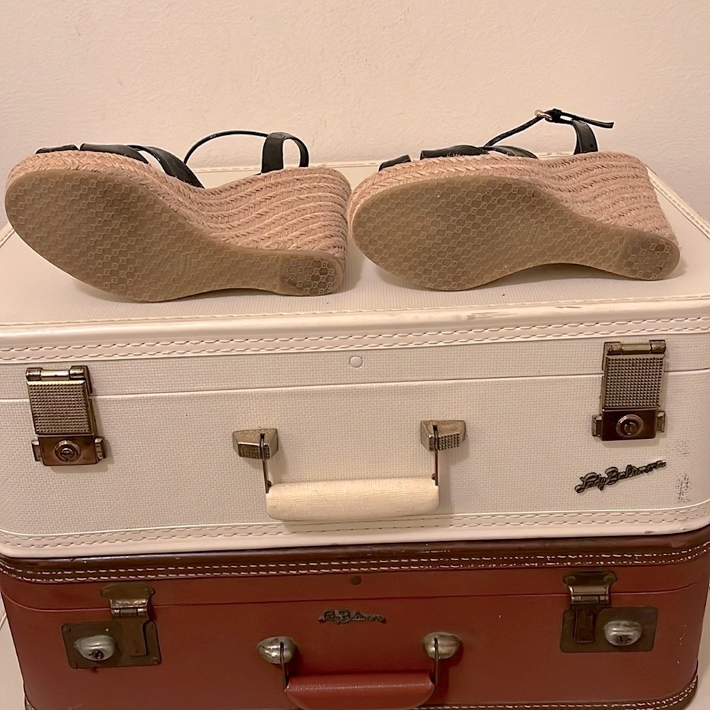 Gucci Monogram Vernice Microguccissima Espadrille Wedges - Picture 7 of 12